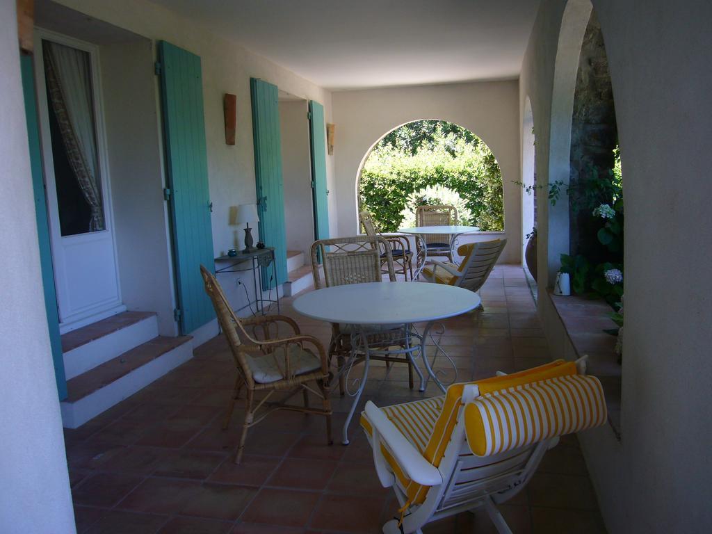 Le Point D'Orgue Bed & Breakfast แซ็ง-ทรอเป ภายนอก รูปภาพ